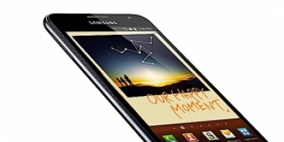Samsung er størst på mobiler – slår Nokia