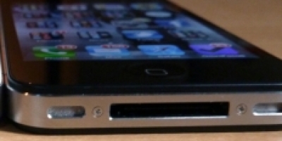 Prototype på ny iPhone igen mistet på en bar