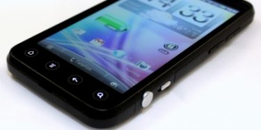 HTC Evo 3D er landet på redaktionen