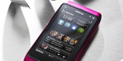 Pink Nokia N8 bliver uden Symbian Anna
