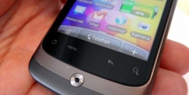 Telenor hænger HTC ud i kundebrev