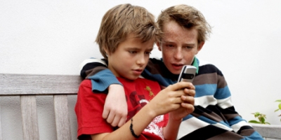 Børn skal lære om rettigheder via mobilspil