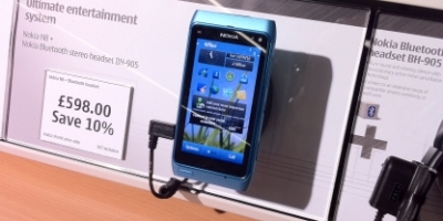 Telia tyvstartede salget af Nokia N8