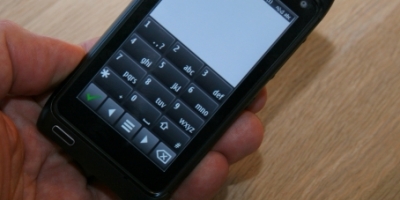 Nokia N8 får fuldt tastatur