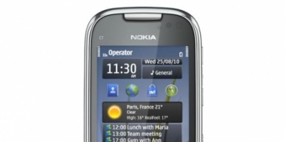 Nokia C7 lige på trapperne