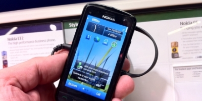 Web-TV: Hurtigt kik på Nokia C6