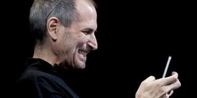 Jobs: Hold iPhone rigtigt i hånden