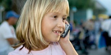 Ungerne har mobiltelefon på første skoledag