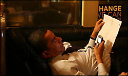 Obama må ikke bruge Blackberry og mail