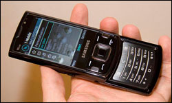 Officielt: Super-mobil i8510 fra Samsung