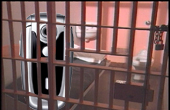 Mobil smuglet ind i fængselscellen