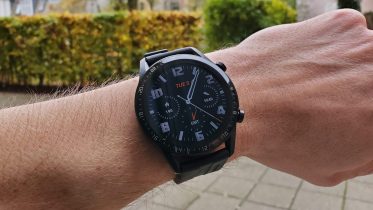 Godt gang i salget af Huaweis smartwatch og fitness trackere