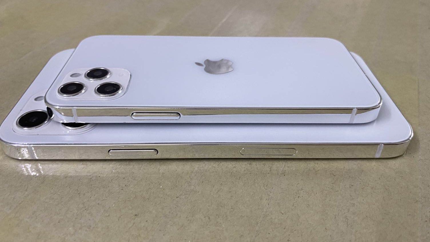 Læk: Her er det nye design og størrelse på iPhone 12