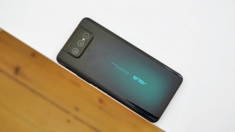 perspektiv dele aflevere Test: ASUS Zenfone 7 Pro - Batteri og ydelse helt i top
