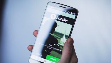 Mobilabonnement med Spotify – rabat og priser