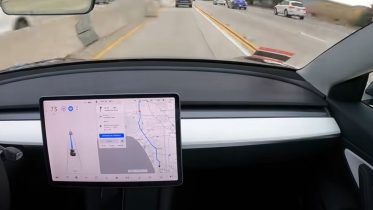 Teslas selvkørende bil kører fra San Francisco til LA