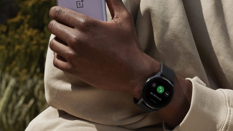 OnePlus Watch har lang batteritid og fokus på træning