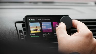 Spotify vil gøre det nemmere at høre musik i bilen med Car Thing