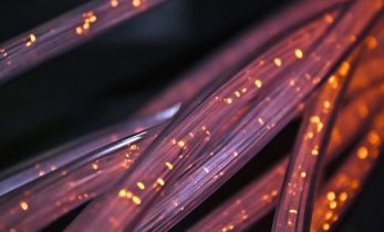 Skal du vælge fibernet? Her er fordele og ulemper ved fiber