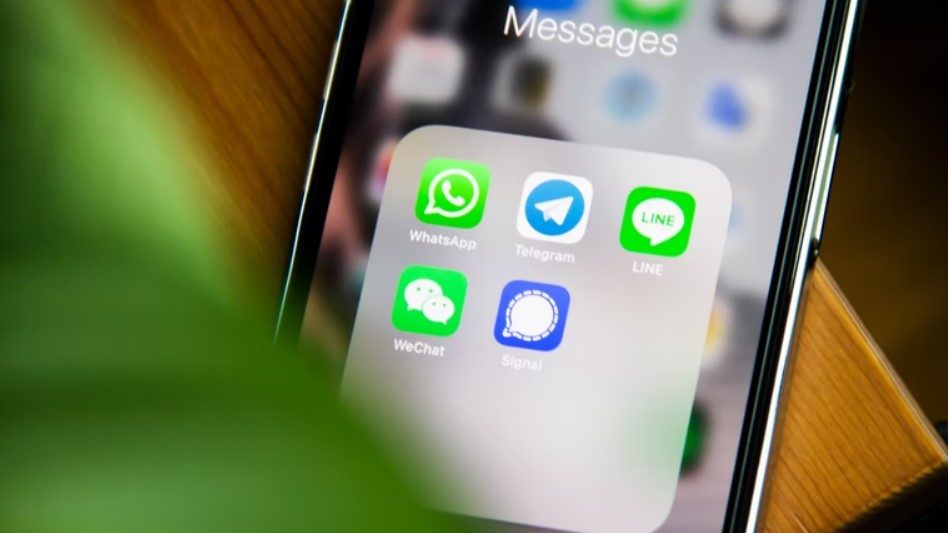 Skab kontakt til dine kunder med en SMS service