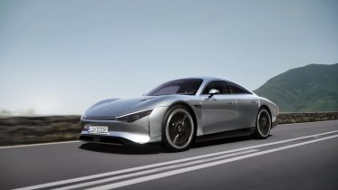 Mercedes-Benz vil fordoble rækkevidden med ny batteriteknologi