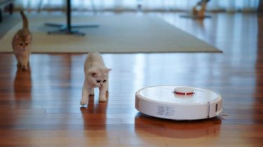 Lad en mobil robotstøvsuger holde dit smarte hjem rent