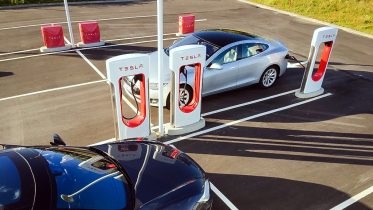 Priserne på Tesla Supercharger stiger kraftigt i Danmark