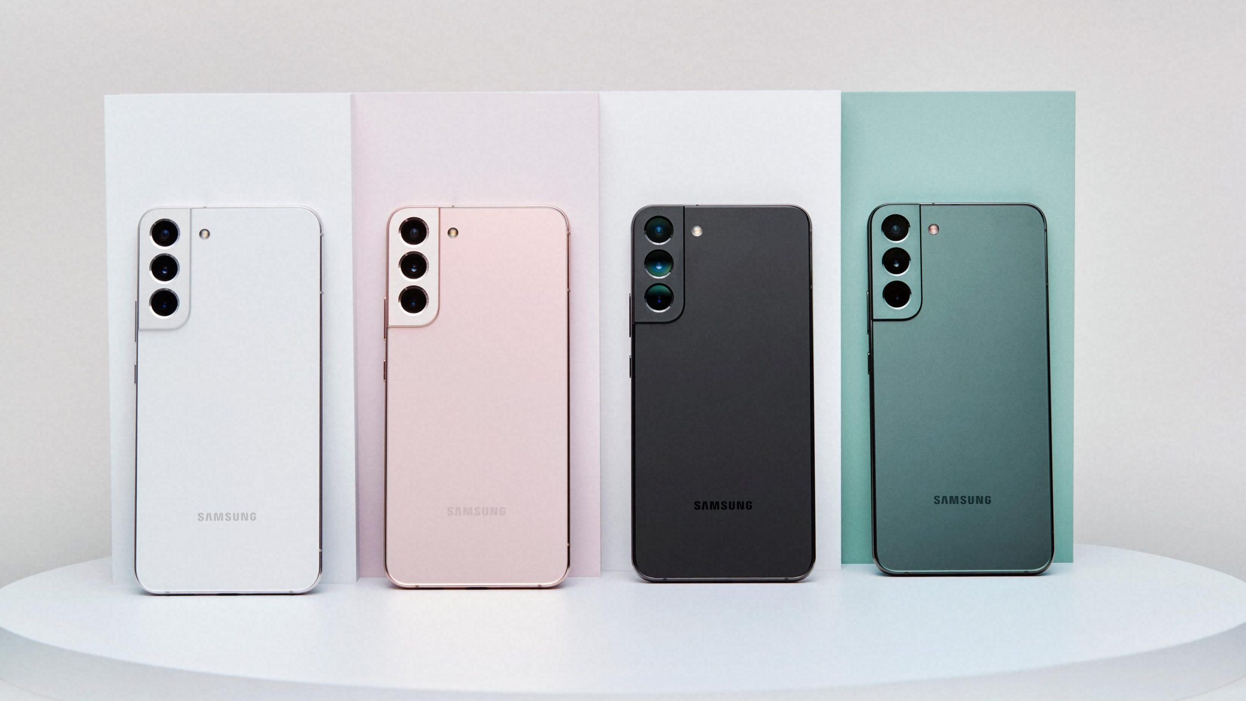 Samsung overrasker med massiv software-udrulning
