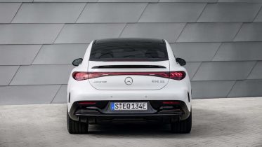 Mercedes-AMG EQE er en konkurrent til Tesla Model S Plaid