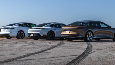 Tesla, Lucid og Porsches EV-biler tager kampen op i dragrace