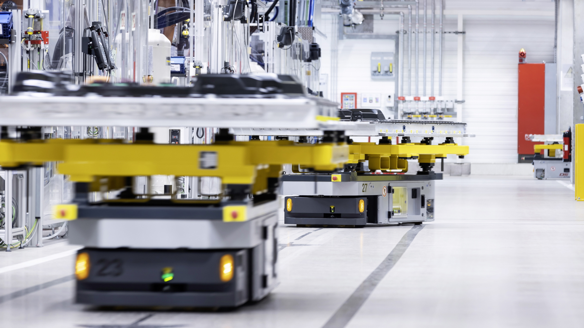Mercedes-Benz og Stellantis sætter batterifabrikker i Europa på pause