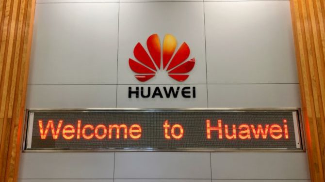 Huawei advarer om større udfordringer i 2022