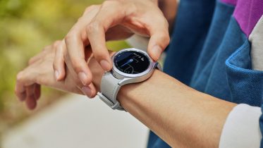 Markedet for smartwatch stiger – smart bands falder kraftigt