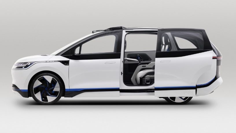 Helt førerløse robottaxier må nu køre i Kina