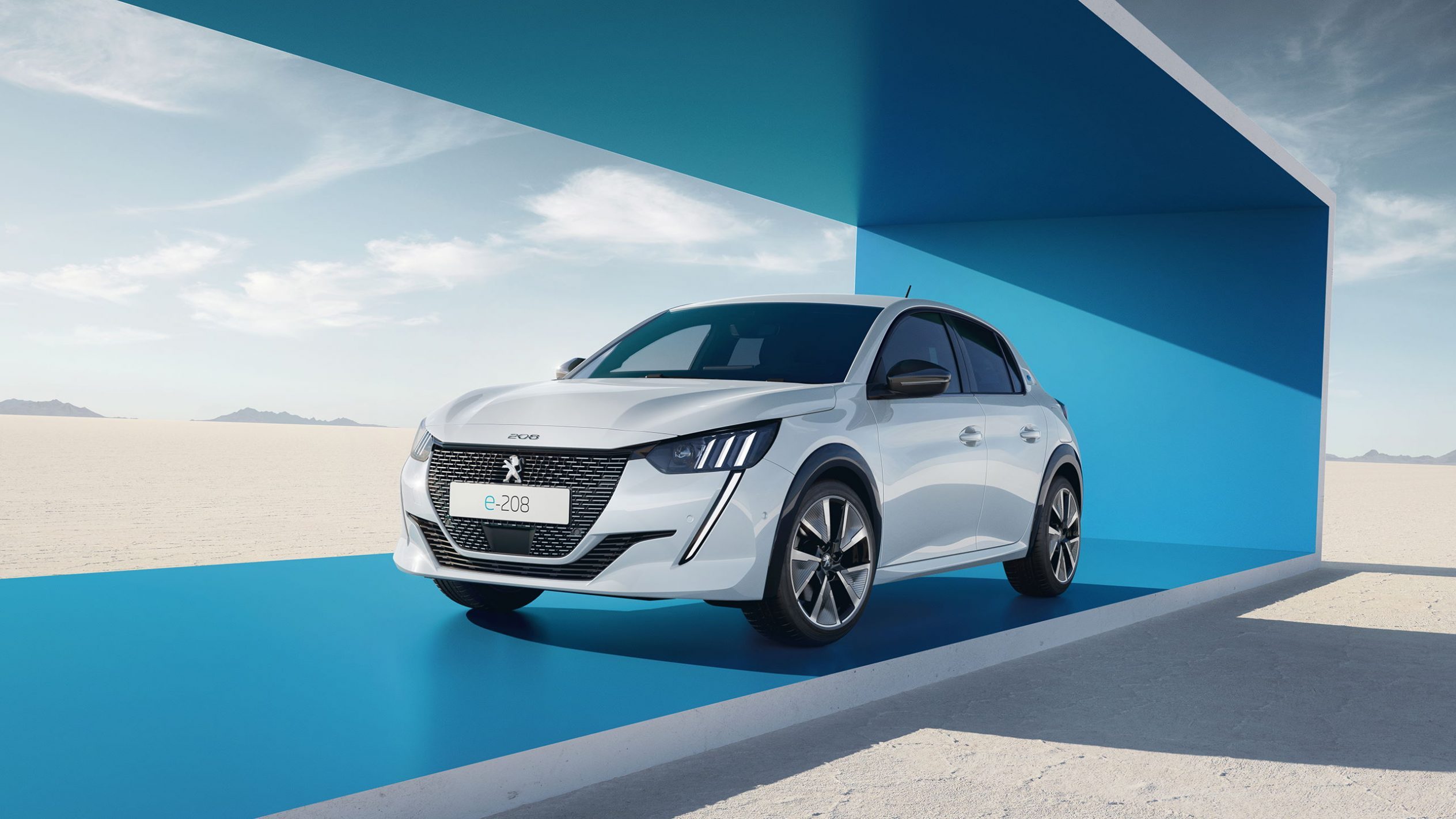 Ny Peugeot e-208 får bedre ydeevne og længere rækkevidde