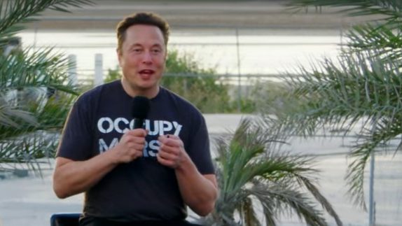 Elon Musks troværdighed skades af Twitter og kan ramme Tesla