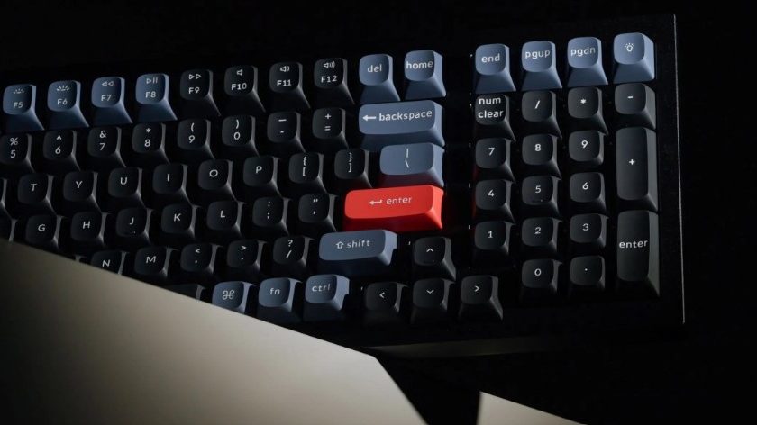 OnePlus samarbejder med Keychron om mekanisk tastatur