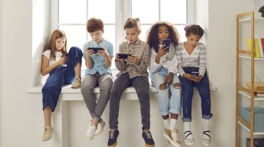 Bedste mobilabonnementer til børn og unge