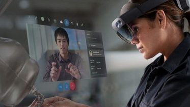 Microsoft fyrer alle inden for virtual reality, mixed reality og HoloLens