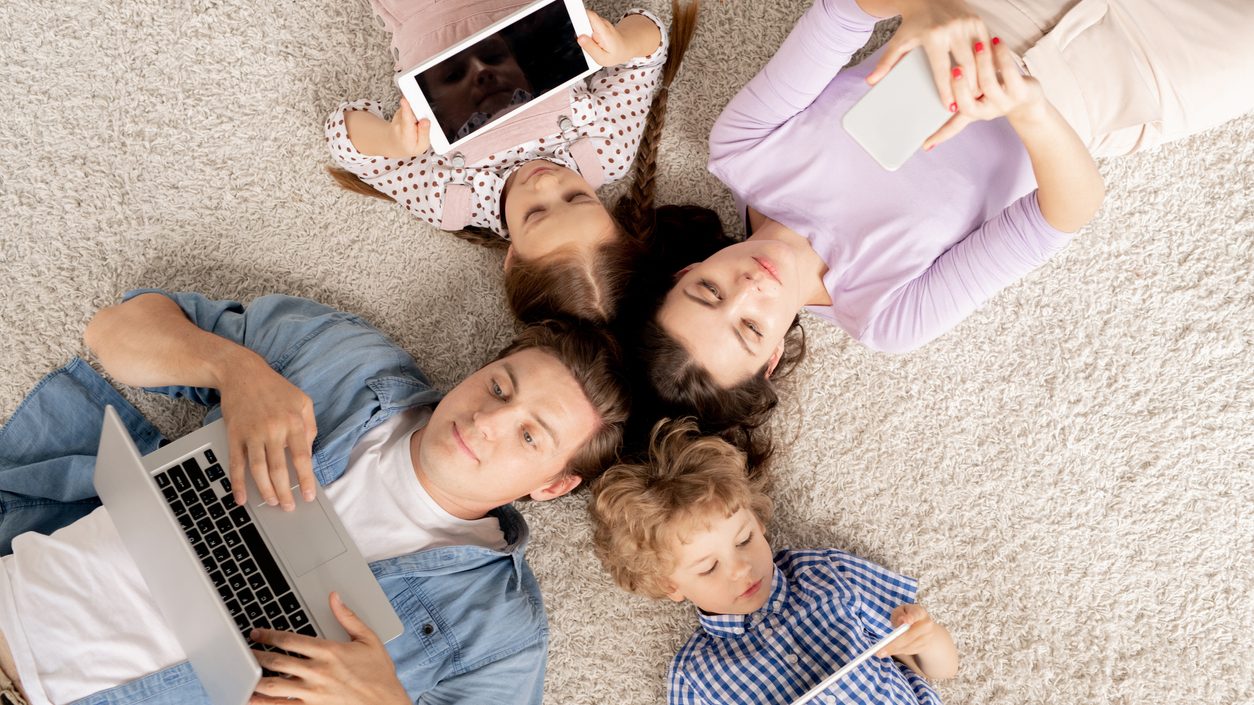 Wifi bredbånd hjem husstand familie
