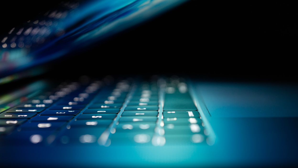 Magento 2 vs WooCommerce: Hvilket system er bedst i 2023?