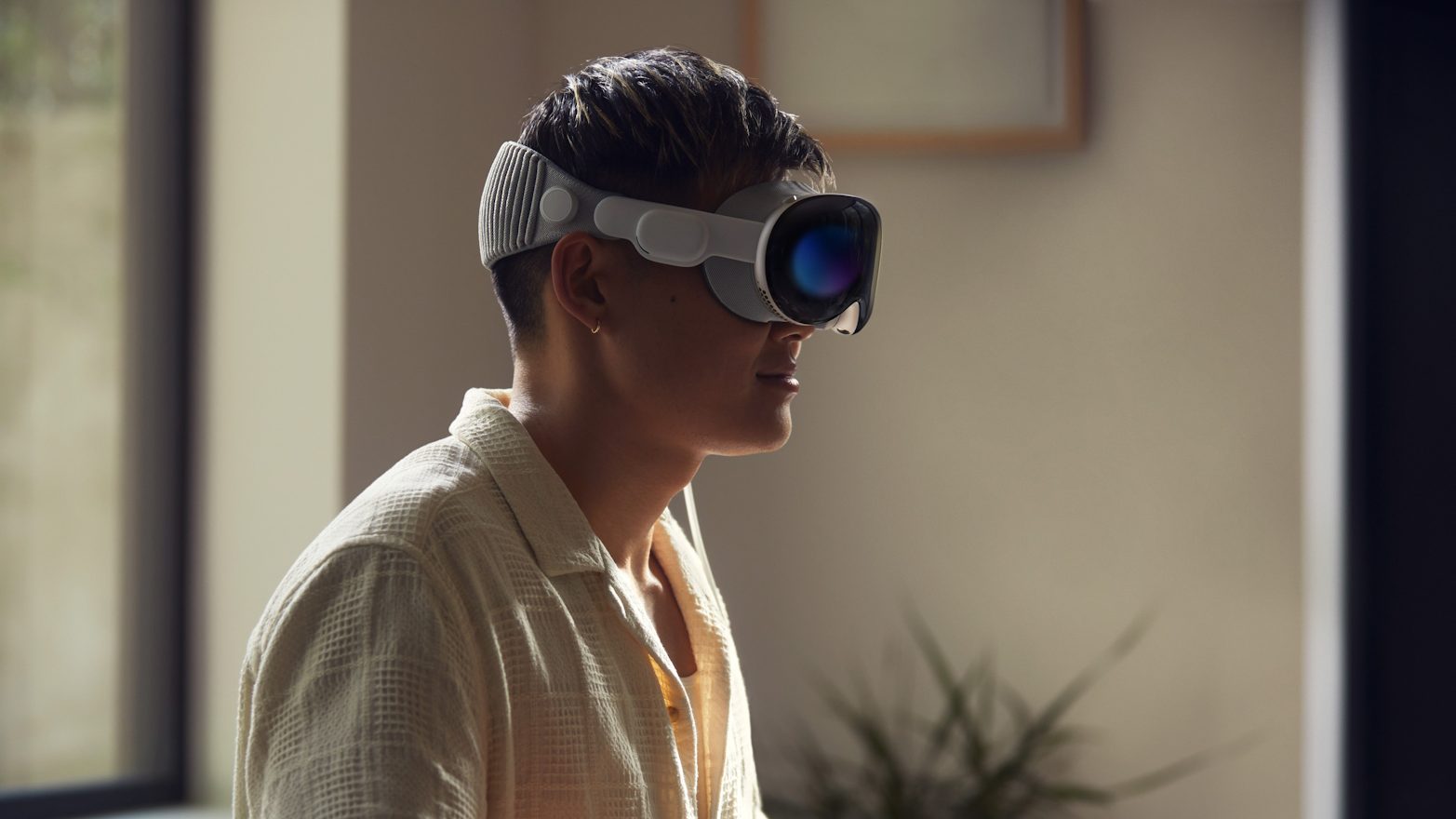 Hvornår kommer Apple Vision Pro til Danmark?