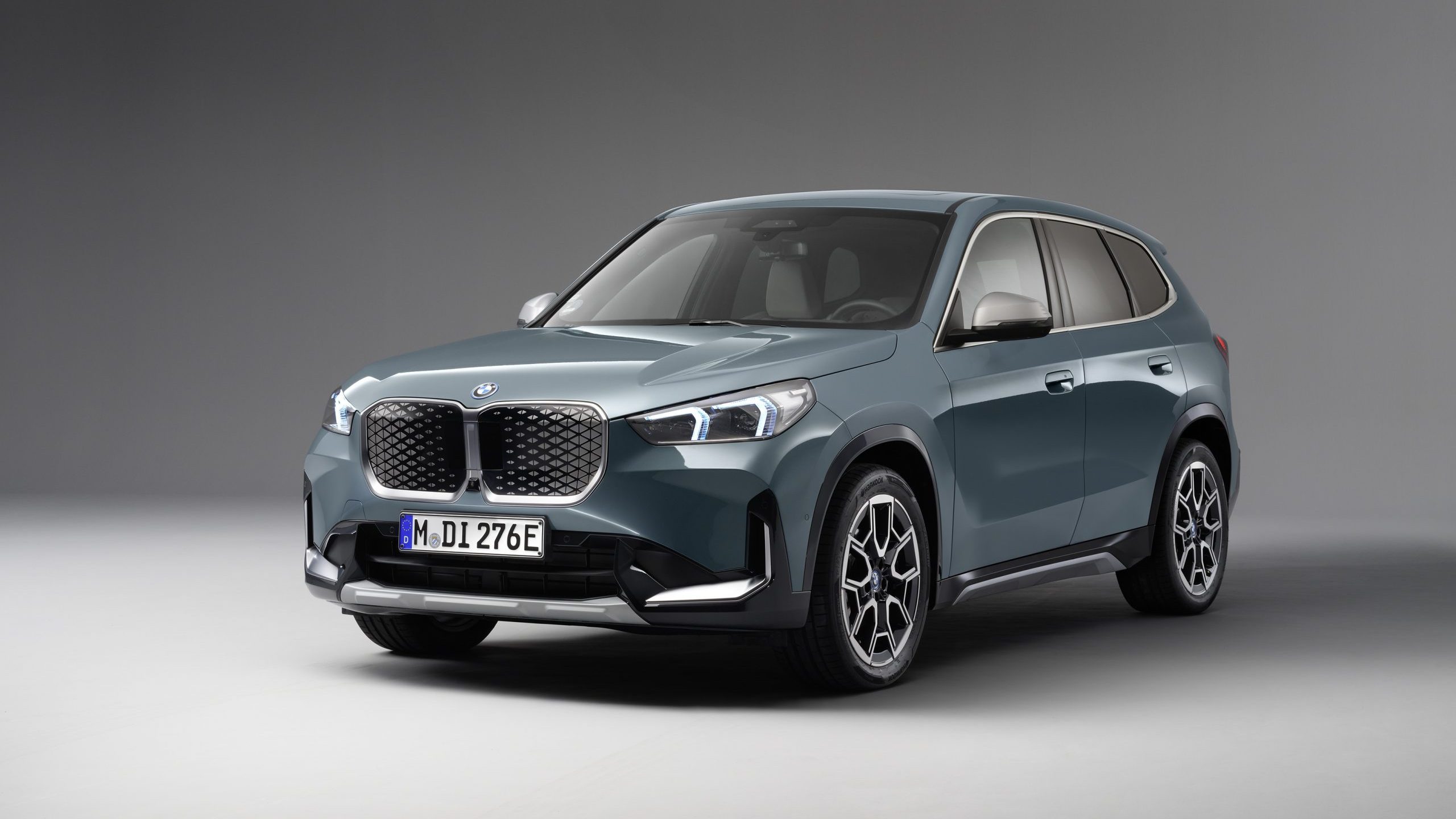 Ny iX1 eDrive20 er BMWs billigste elbil