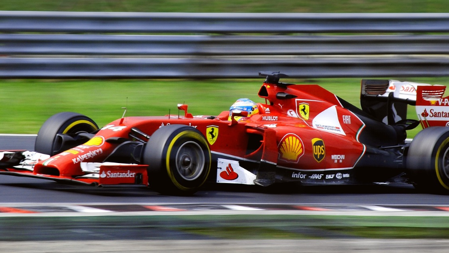 Apple overvejer kæmpe bud på streamingrettigheder til Formel 1