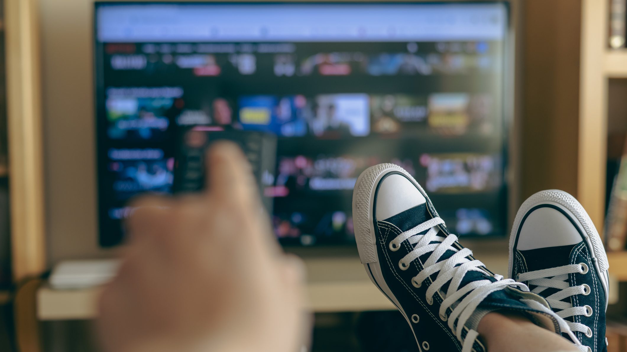 EU afgør først teleselskaber og datasultne techgiganters tvist i 2025