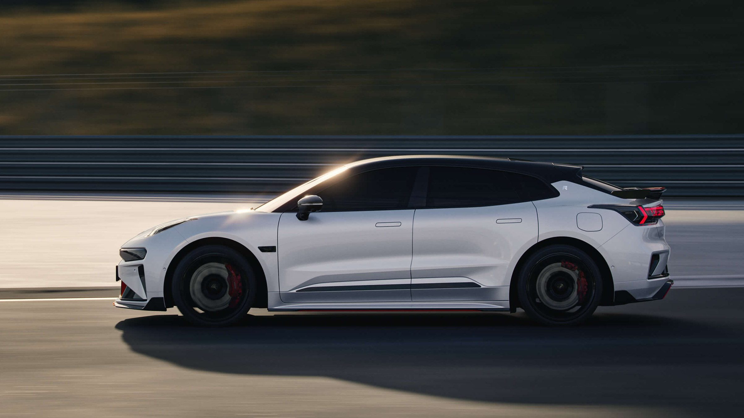 Zeekr 001 FR går til angreb på Tesla Model S