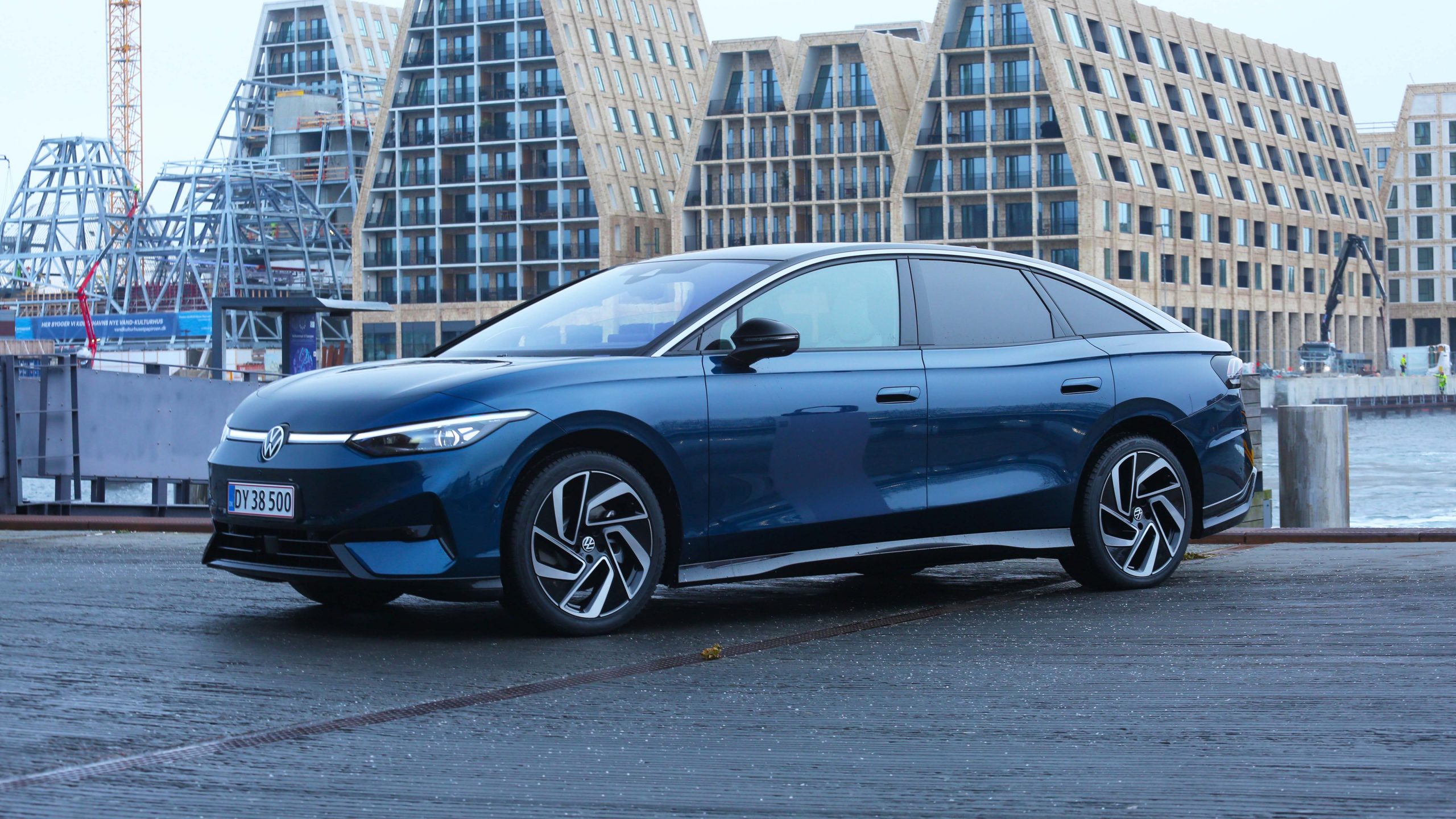 Volkswagen sænker prisen på ID.7 inden Danmarkspremiere
