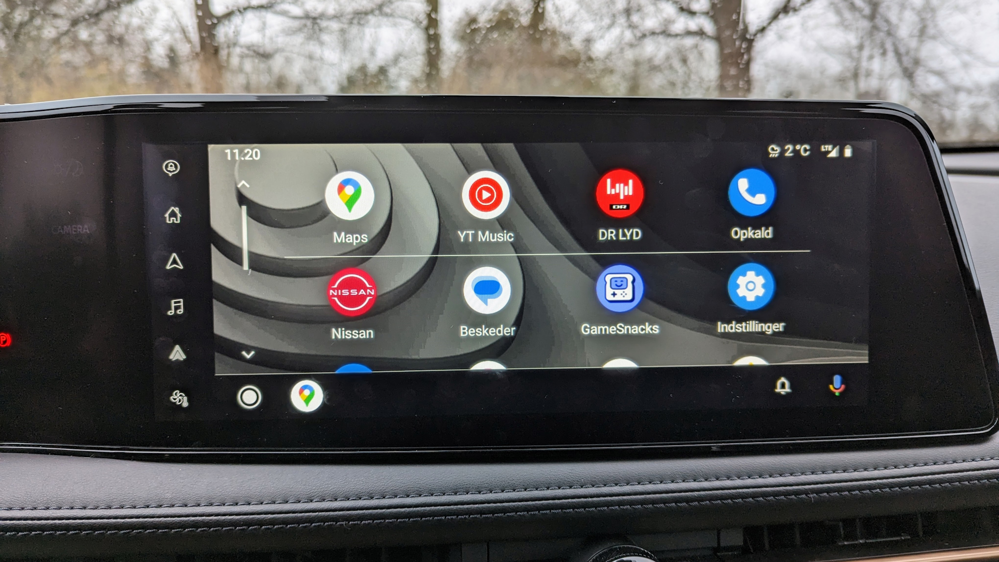 Google Assistent sammenfatter beskeder i Android Auto med AI