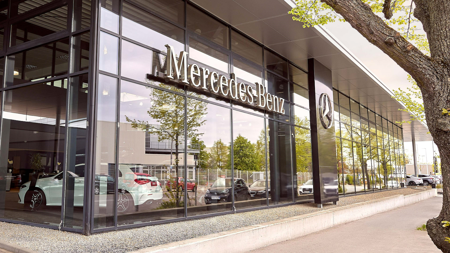Mercedes-Benz delte hemmelig kildekode med hele verden ved en fejl