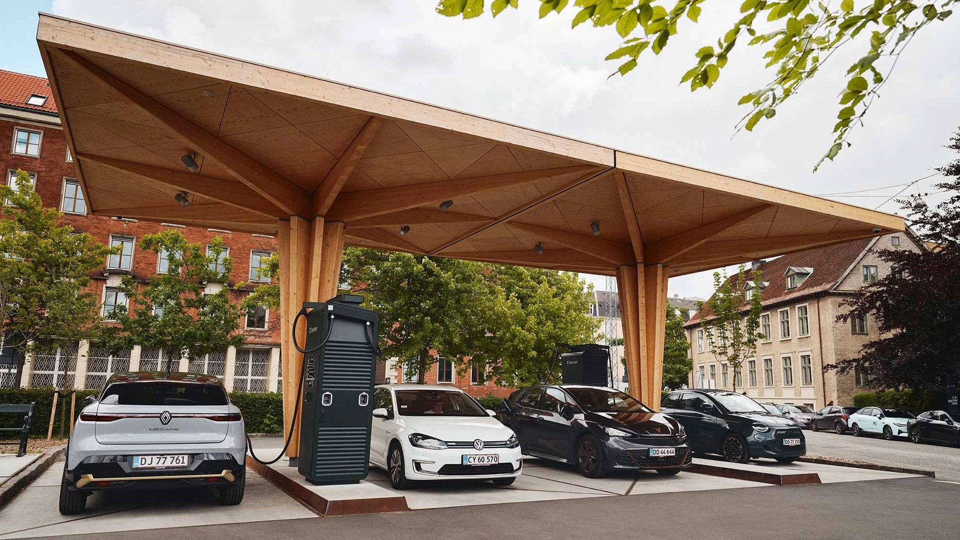 Kæmpe opgradering til Clever: Nu kan du lade på 500 kW-lynladere